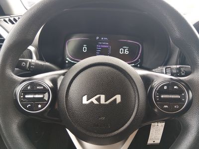 2023 Kia Soul - Photo 12