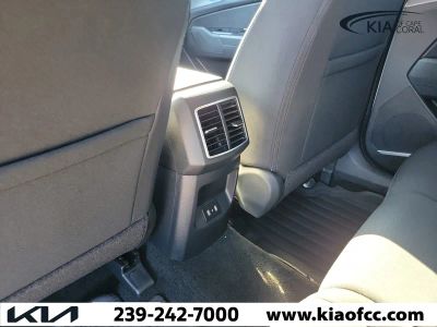 2026 Kia Sportage — photo 12 view