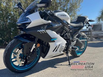 2026 CFMOTO SPORTBIKE 675SS - Photo 2