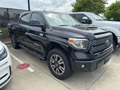 2018 Toyota Tundra - Photo 2