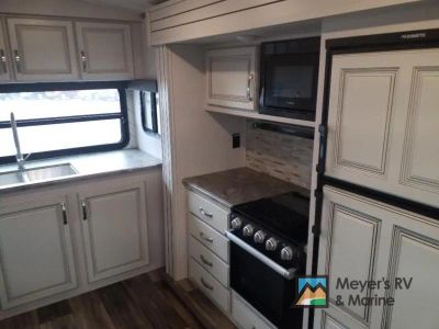 2022 Keystone RV Cougar Half-Ton - Photo 7