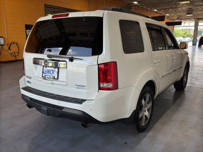 2015 Honda Pilot — detail view