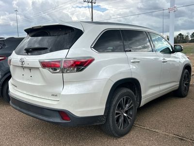 2016 Toyota Highlander - Photo 4