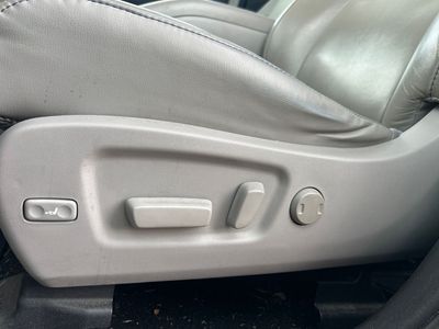 2016 Toyota Highlander - Photo 10