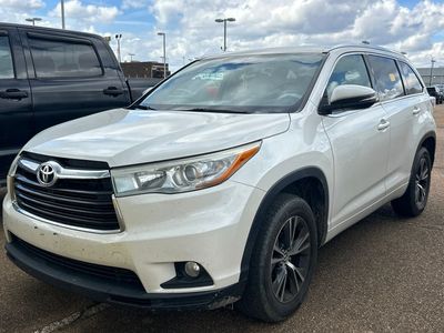 2016 Toyota Highlander - Photo 1