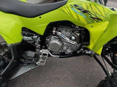 2026 Yamaha YFZ450R SE — photo 8 view