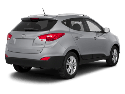 2013 Hyundai Tucson — interior view