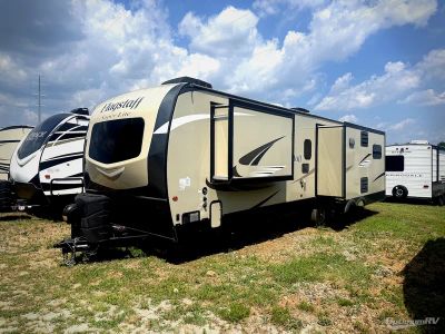 2020 Forest River Flagstaff Super Lite — interior view