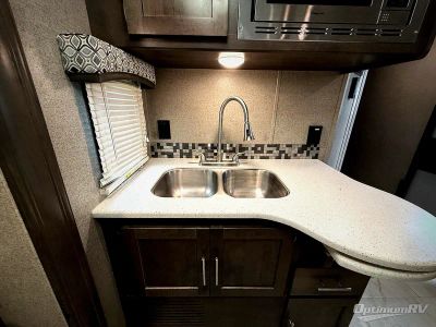 2020 Forest River Flagstaff Super Lite — photo 17 view