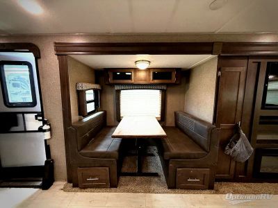 2020 Forest River Flagstaff Super Lite — photo 11 view