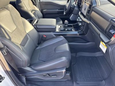 2025 Ford F-150 - Photo 13