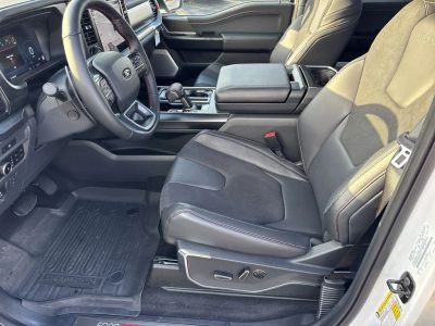 2025 Ford F-150 - Photo 9
