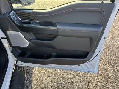 2025 Ford F-150 - Photo 14