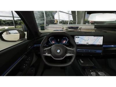 2027 BMW 5 Series — photo 13 view