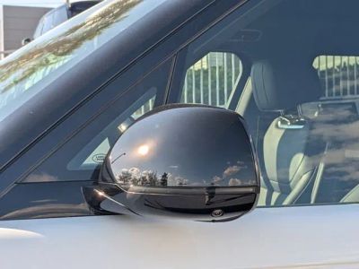 2026 Land Rover Range Rover — photo 12 view