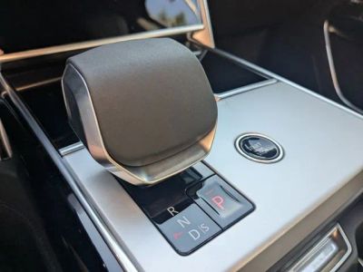 2026 Land Rover Range Rover — photo 30 view