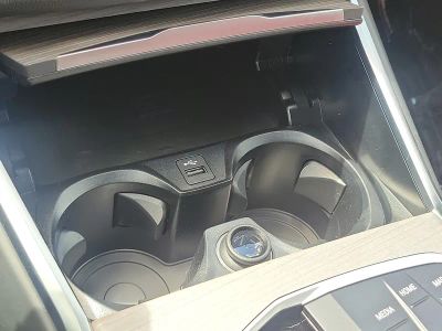 2026 BMW i4 — photo 31 view