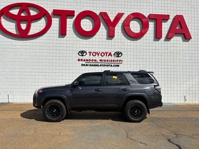 2018 Toyota 4Runner - Photo 2