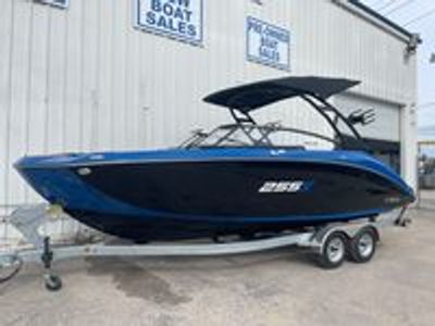 2026 Yamaha 255 XD - Photo 2
