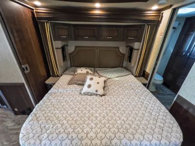 2019 Newmar VENTANA LE — photo 15 view
