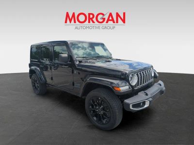 2025 Jeep Wrangler — side profile view