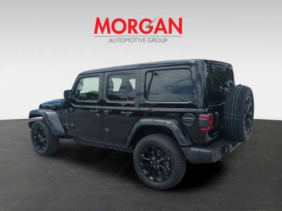 2025 Jeep Wrangler — photo 7 view
