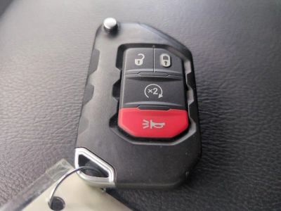 2025 Jeep Wrangler — photo 31 view