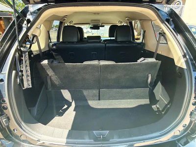 2020 Mitsubishi Outlander — photo 25 view