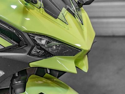 2026 Kawasaki Ninja 500 ABS Metallic Yellowish Green/Ebony - Photo 14