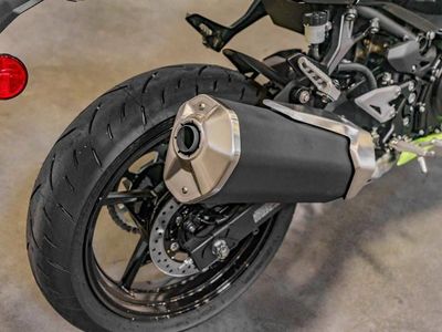 2026 Kawasaki Ninja 500 ABS Metallic Yellowish Green/Ebony - Photo 11
