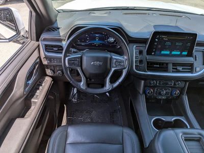 2023 Chevrolet Suburban — photo 18 view
