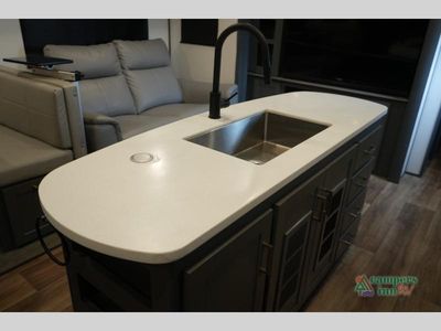 2023 Keystone RV Premier Ultra Lite - Photo 22