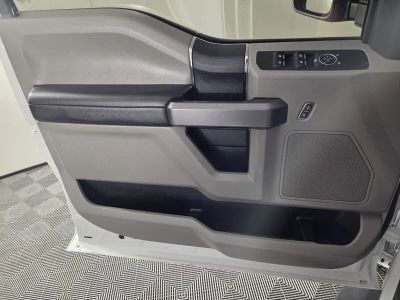 2020 Ford F-350SD — photo 23 view