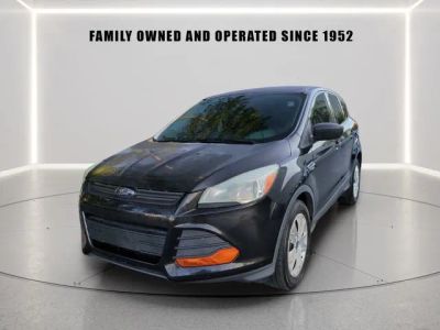 2016 Ford Escape — side profile view