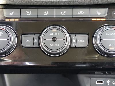 2024 Volkswagen Jetta — photo 17 view
