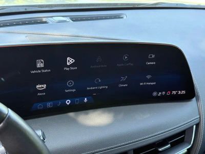 2025 Cadillac CT5 - Photo 32