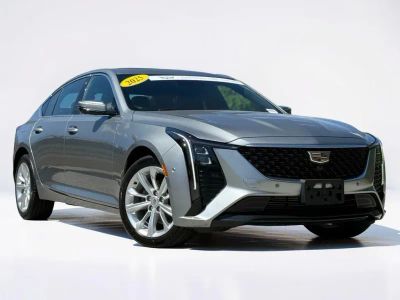2025 Cadillac CT5 - Photo 2