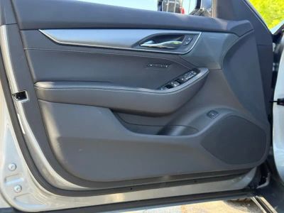 2025 Cadillac CT5 - Photo 17