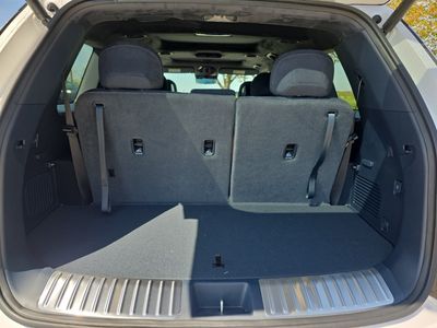 2027 Kia Telluride Hybrid - Photo 17