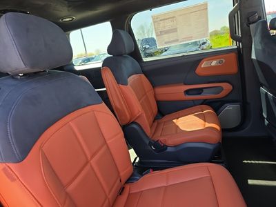 2027 Kia Telluride Hybrid - Photo 14