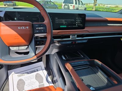 2027 Kia Telluride Hybrid - Photo 13