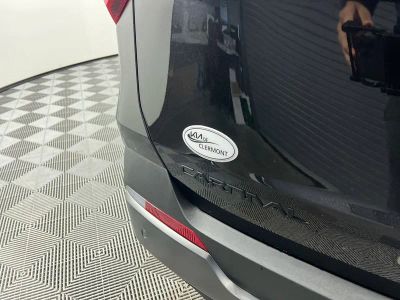 2026 Kia Carnival — detail view