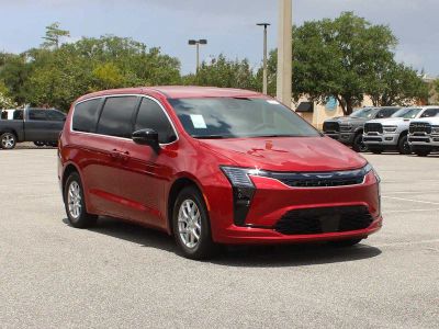 2027 Chrysler Pacifica Select in Red Hot Pearl-Coat Exterior Paint — front three-quarter view