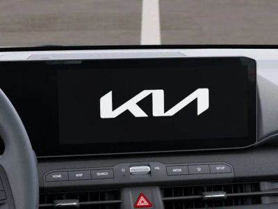 2026 Kia K4 — photo 12 view