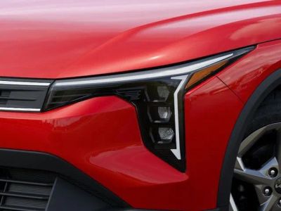 2026 Kia K4 — engine compartment view