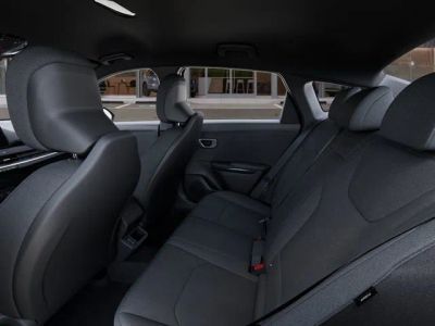 2026 Kia K4 — photo 11 view