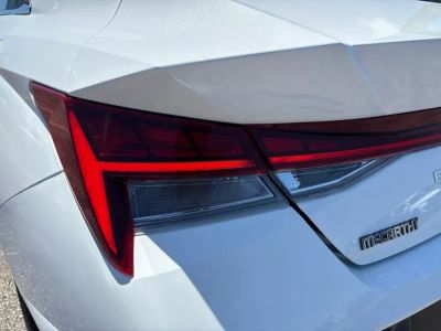 2025 Hyundai Elantra — photo 28 view
