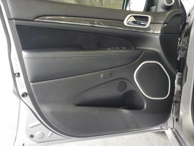 2021 Jeep Grand Cherokee — photo 16 view
