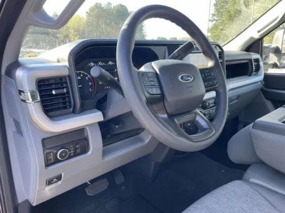 2026 Ford F-250SD — photo 16 view