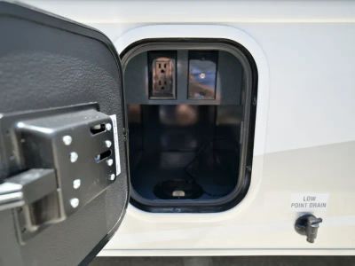2027 Entegra ODYSSEY — photo 41 view